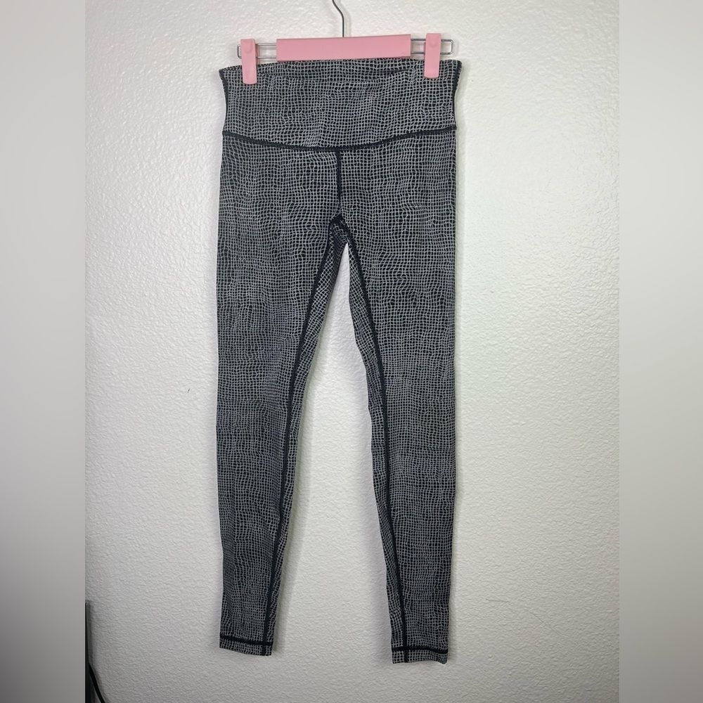 Lululemon Wunder Under Fall Net White And Black L… - image 3